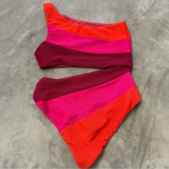 New! Beach Riot Joyce swimsuit be mine colorblock 24385 - Picture 7 of 8